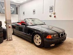 Schwarz Gebraucht 1998 BMW 318 Cabriolet Performance Cabrio | 3.300 € (Guter Preis)