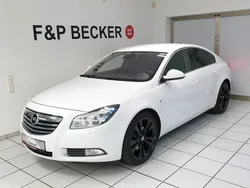Schneeweiss/summitwhite/arctic Gebraucht 2010 Opel Insignia Sport Limousine | 10.950 €