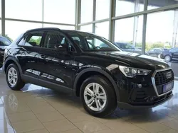 Mythosschwarz metallic Neu 2025 Audi Q3 Basis SUV | 35.909 € (Superpreis)