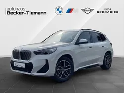 Weiß Neu 2025 BMW iX1 Exclusive SUV | 49.990 € (Fairer Preis)