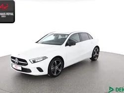 Weiss Gebraucht 2022 Mercedes A250 Progressive Limousine | 24.380 € (Superpreis)