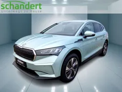 Arcticsilber metallic (silber) metallic Gebraucht 2024 Skoda Enyaq iV Loft SUV | 48.440 € (Guter Preis)
