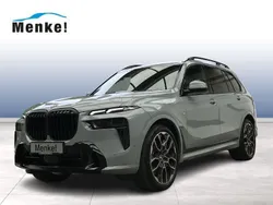 Silber Gebraucht 2024 BMW X7 M Sport SUV | 98.699 € (Teuer)