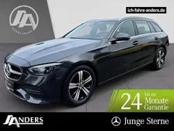 Graphitgrau Gebraucht 2023 Mercedes C200 Avantgarde Limousine | 28.774 € (Guter Preis)