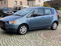 Blau Gebraucht 2010 Mitsubishi Colt Inform Limousine | 5.799 € (Teuer)