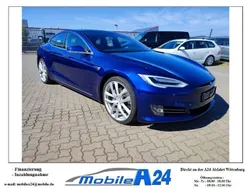 Deep blue metallic Gebraucht 2017 Tesla Model S Limousine | 35.999 €