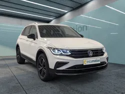 Weiß Gebraucht 2023 VW Tiguan Move SUV | 34.340 € (Fairer Preis)