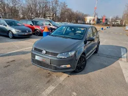 Grau Gebraucht 2016 VW Polo Trendline Kleinwagen | 6.150 € (Fairer Preis)