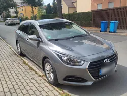 Grau Gebraucht 2017 Hyundai i40 Classic Kombi | 11.500 € (Fairer Preis)