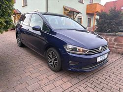 Blau Gebraucht 2017 VW Golf Sportsvan Allstar Van / Kleinbus | 13.990 € (Fairer Preis)