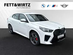 Alpinweiss Gebraucht 2024 BMW iX2 M Sport SUV | 45.888 € (Guter Preis)