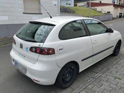 Weiß Gebraucht 2008 Seat Ibiza Kleinwagen | 350 €