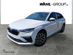 Weiß Neu 2025 Skoda Scala Tour Kleinwagen | 25.096 € (Etwas zu teuer)