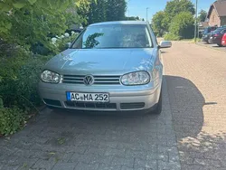 Silber Gebraucht 2003 VW Golf IV Comfortline Limousine | 730 € (Superpreis)