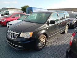 Schwarz Gebraucht 2014 Lancia Voyager Silver Van / Kleinbus | 7.980 €