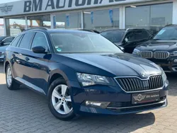 Blau Gebraucht 2016 Skoda Superb Ambition Kombi | 13.990 € (Fairer Preis)