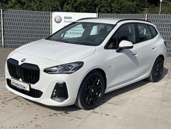 Weiß Gebraucht 2025 BMW 220 Active Tourer M Sport Van / Kleinbus | 35.990 € (Etwas zu teuer)
