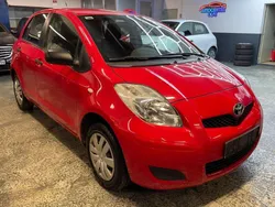 Rot Gebraucht 2009 Toyota Yaris Basis Kleinwagen | 5.599 € (Etwas zu teuer)