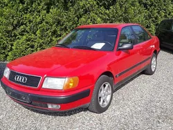 Rot Gebraucht 1991 Audi 100 Limousine | 2.600 €