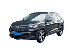 Grenadillschwarz metallic Neu 2025 VW Tiguan Elegance SUV | 43.850 € (Fairer Preis)