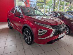 Rot Neu 2025 Mitsubishi Eclipse Cross Select SUV | 36.300 €