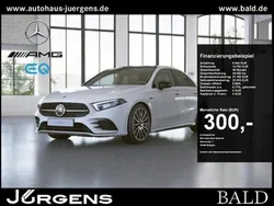 Weiß Gebraucht 2021 Mercedes A250 Limousine | 31.840 € (Etwas zu teuer)