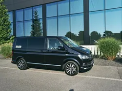 Schwarz Gebraucht 2017 VW T6 Highline Van | 32.500 € (Etwas zu teuer)