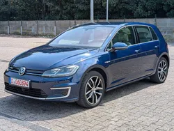 Blau Gebraucht 2020 VW e-Golf Kleinwagen | 16.660 € (Etwas zu teuer)