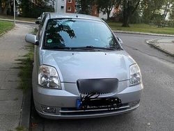Silber Gebraucht 2005 Kia Picanto Kleinwagen | 1.500 € (Fairer Preis)