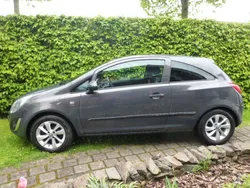 Grau Gebraucht 2014 Opel Corsa Energy Kleinwagen | 6.400 € (Fairer Preis)