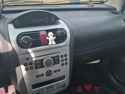 Blau Gebraucht 2006 Opel Corsa Kleinwagen | 900 €