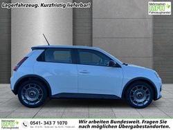 Perlmuttweiß Neu 2025 Renault R5 Evolution Kleinwagen | 26.490 € (Guter Preis)