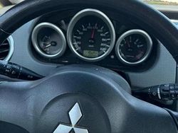 Grün Gebraucht 2005 Mitsubishi Colt Kleinwagen | 750 €