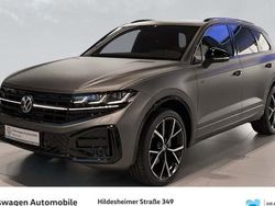 Grau Neu 2025 VW Touareg R-line SUV | 109.990 €
