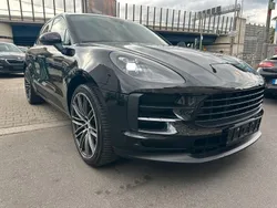 Schwarz Gebraucht 2019 Porsche Macan Turbo SUV | 34.900 € (Teuer)