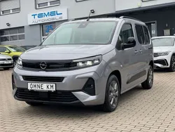 Grau (lack grau artense/typ aussenverk) Neu 2024 Opel Combo Life Edition+ Van / Kleinbus | 25.999 € (Fairer Preis)