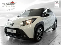 Weiß Neu 2024 Toyota Aygo X-Black Kleinwagen | 17.790 €