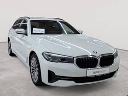 Alpinweiß Gebraucht 2022 BMW 520 Sport Line Kombi | 29.890 € (Superpreis)