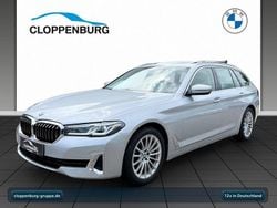 Glaciersilber Gebraucht 2021 BMW 540 Luxury Line Kombi | 41.299 € (Fairer Preis)