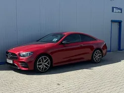 Rot Gebraucht 2021 Mercedes E200 AMG line Coupé | 42.999 € (Fairer Preis)