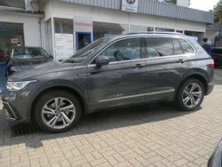 Delfingrau (metallic) Gebraucht 2021 VW Tiguan R-line SUV | 37.998 € (Fairer Preis)