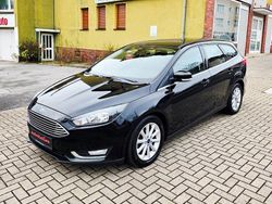 Schwarz Gebraucht 2016 Ford Focus Titanium Kombi | 4.795 € (Superpreis)