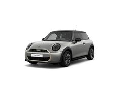 Gebraucht 2024 Mini Cooper Kleinwagen | 32.810 € (Teuer)