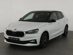 Moon white perleffekt/ dach black magic perleffekt Gebraucht 2025 Skoda Fabia Dynamic | 20.695 € (Fairer Preis)