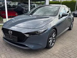 Grau Gebraucht 2019 Mazda 3 Selection Limousine | 14.500 €