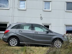 Mercedes B200