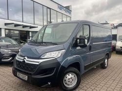Grau Gebraucht 2021 Citroën Jumper Comfort Van / Kleinbus | 12.850 € (Guter Preis)