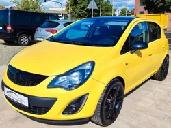 Gelb Gebraucht 2013 Opel Corsa Color Edition Limousine | 7.450 € (Teuer)
