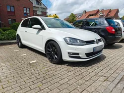 Weiß Gebraucht 2013 VW Golf VII Limousine | 11.000 € (Guter Preis)