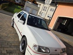 Weiß Gebraucht 1989 Ford Sierra Limousine | 5.800 €